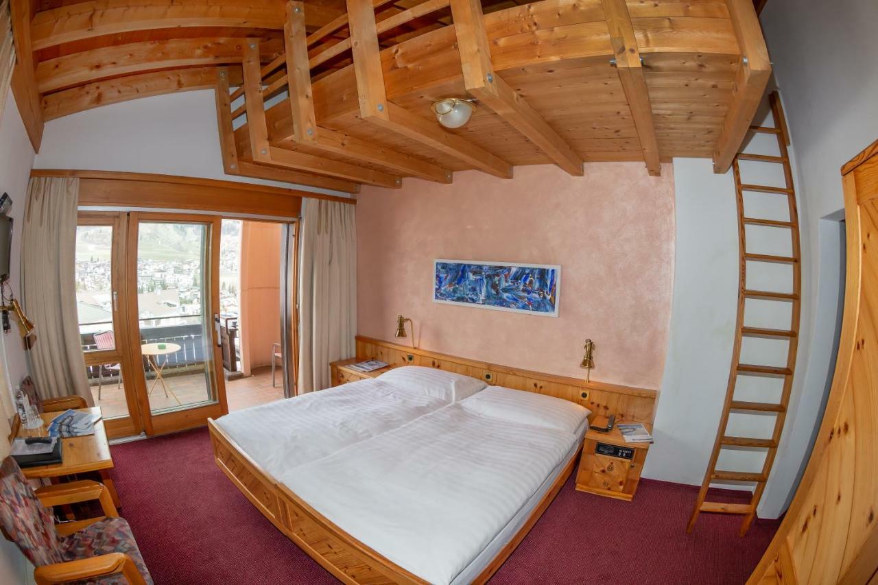 T3 Hotel Mira Val Flims Exteriör bild