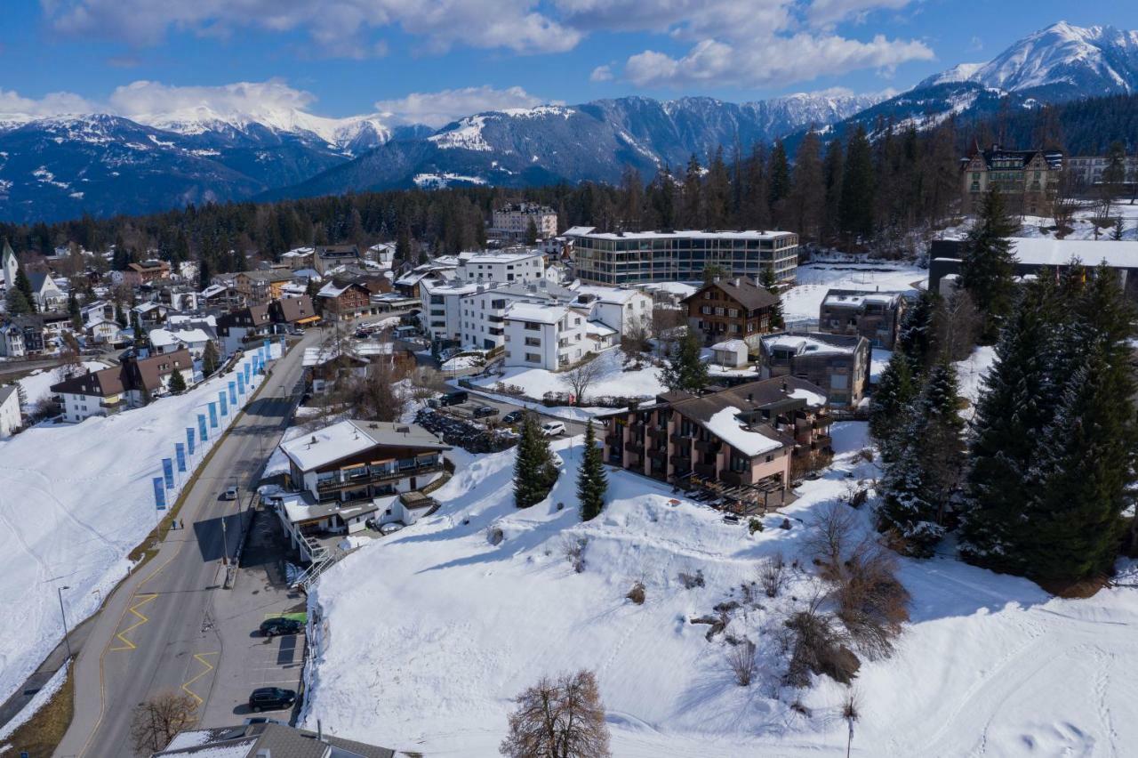 T3 Hotel Mira Val Flims Exteriör bild