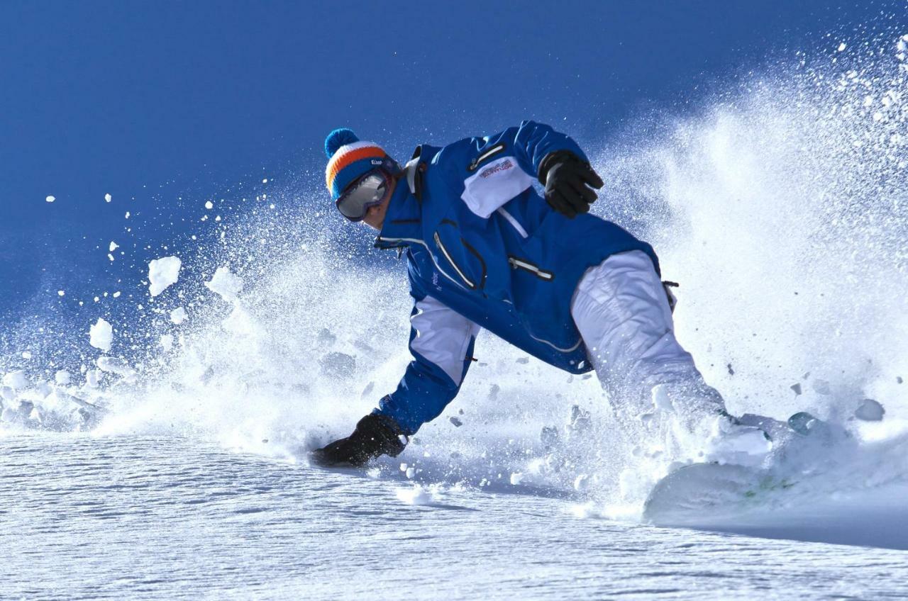 T3 Hotel Mira Val Flims Exteriör bild
